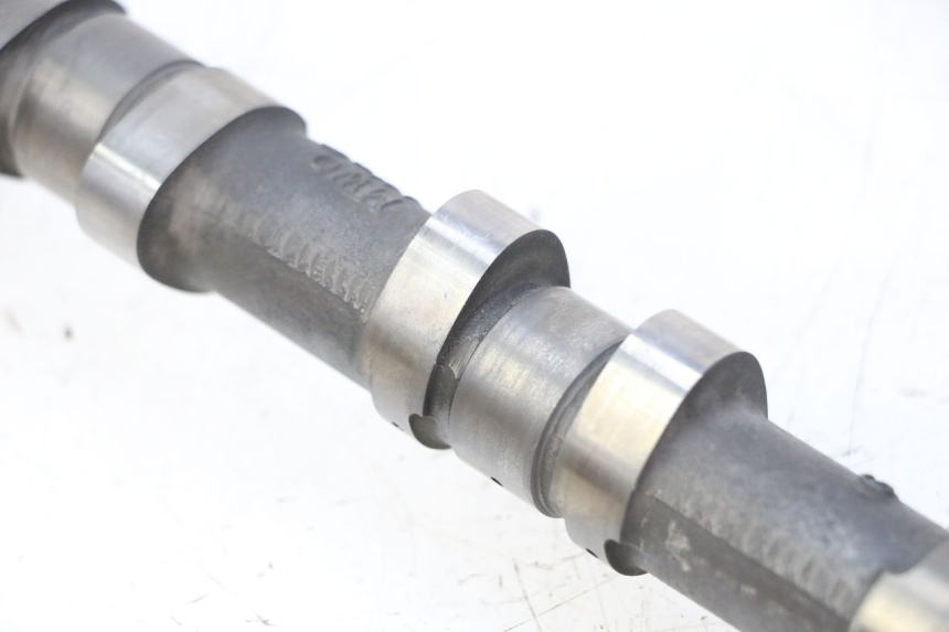 photo de INTAKE CAMSHAFT HONDA CBR RR FIREBLADE 900 (1992 - 1994) - Technical close-up