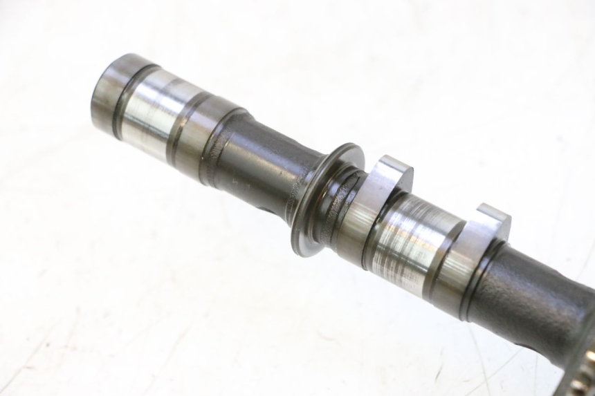 photo de EXHAUST CAMSHAFT YAMAHA YZF R GENESIS 750 (1993 - 1998) - Checked used part