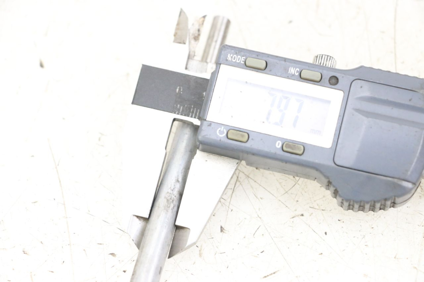 photo de CLUTCH SHAFT HYOSUNG GV AQUILA 125 (2000 - 2009) - Component detail