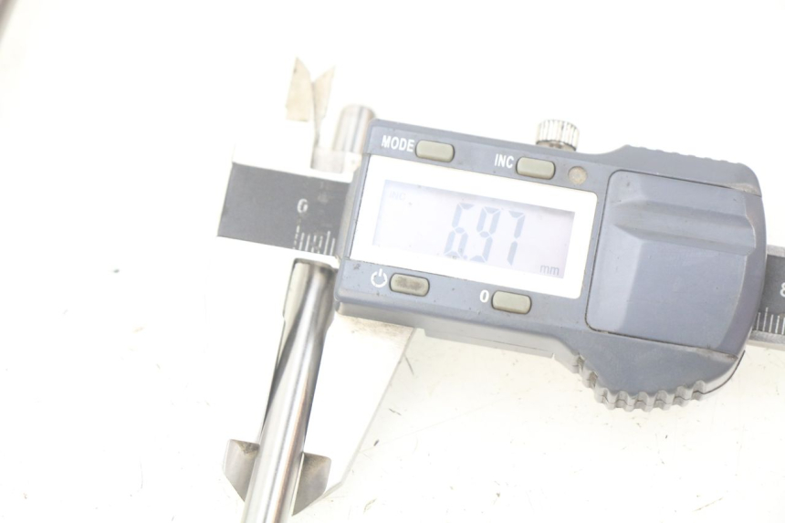 photo de CLUTCH SHAFT BMW F GS K81 850 (2018 - 2023) - Technical close-up