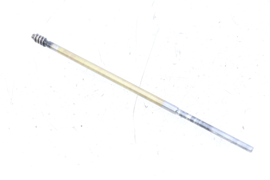 photo de CLUTCH SHAFT SUZUKI GSX E 250 (1982 - 1983) - Technical close-up