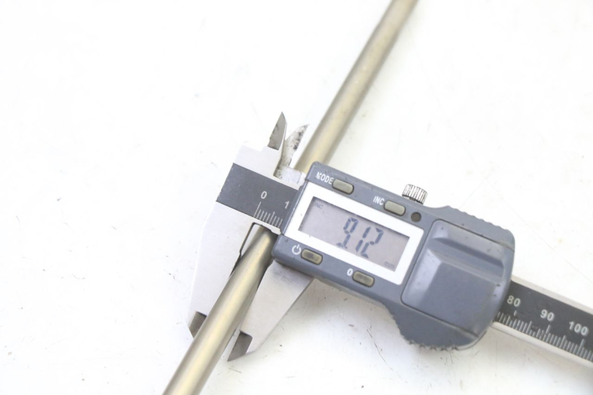 photo de CLUTCH SHAFT BMW K 75 RT 750 (1989 - 1997) - Zoom on usage condition