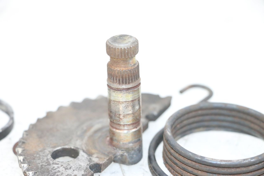 photo de KICK SHAFT PEUGEOT KISBEE 4T 50 (2018 - 2022) - Zoom on usage condition