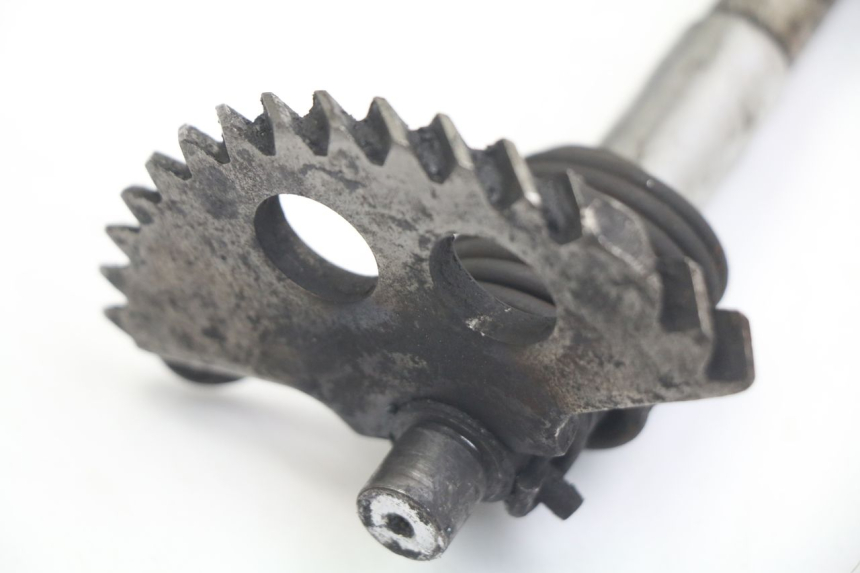 photo de KICK START CHAFT PEUGEOT VIVACITY 125 (2010 - 2017) - Fixing points details