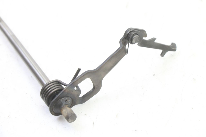 photo de GEAR CHANGE SHAFT SUZUKI GS GSE 500 (2001 - 2003) - Fixing points details