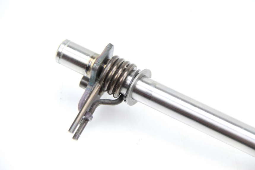 photo de GEAR CHANGE SHAFT SUZUKI GSR 600 (2005 - 2012) - Technical close-up