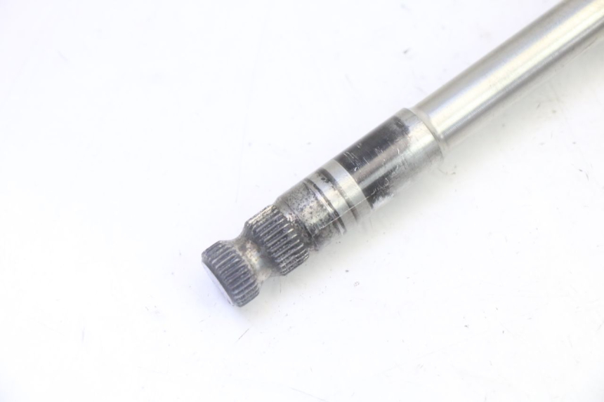 photo de GEAR CHANGE SHAFT YAMAHA YZ-F YZF 250 (2014 - 2018) - Technical close-up
