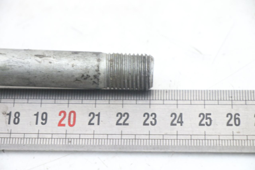 photo de SWING ARM AXLE APRILIA RS 50 (1999 - 2005) - Alternative perspective