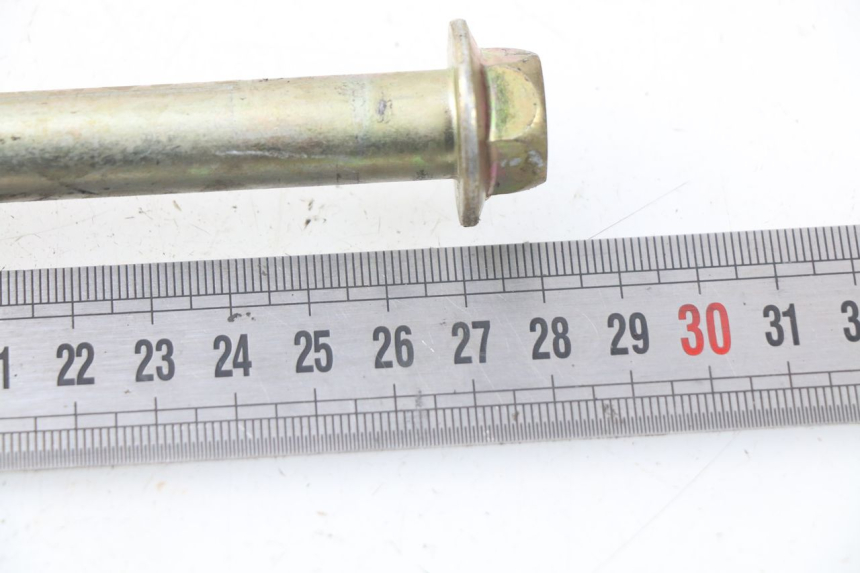 photo de SWING ARM AXLE HYOSUNG COMET GTR 125 (2007 - 2014) - Alternative perspective