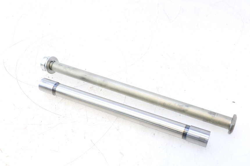 photo de SWING ARM AXLE YAMAHA FZ8 800 (2010 - 2016) - Main view