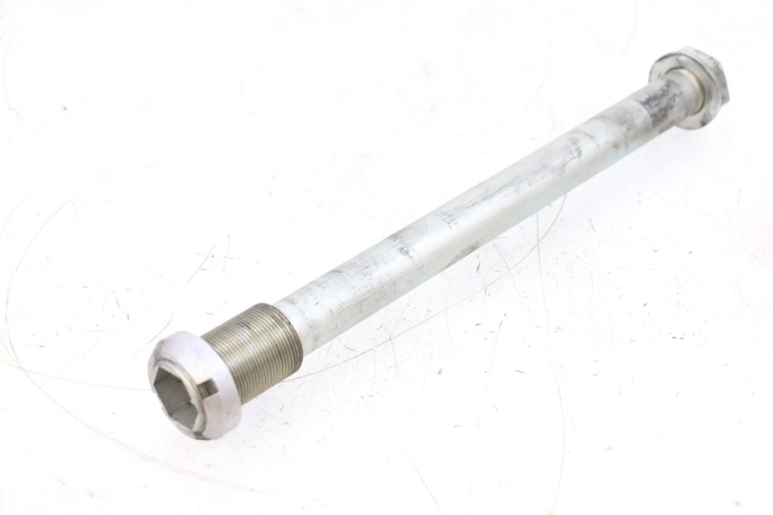 photo de SWING ARM AXLE SUZUKI GSXR GSX-R 1000 (2003 - 2004) - Product overview