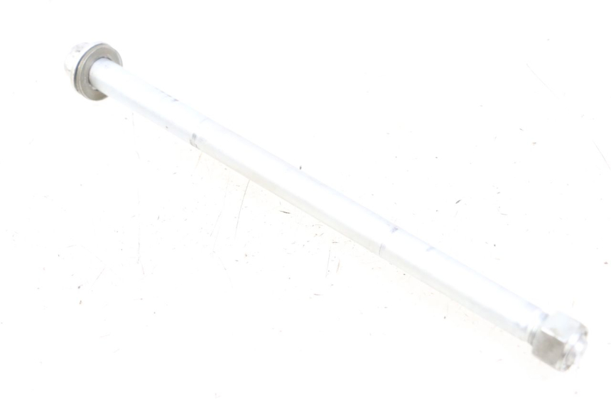 photo de SWING ARM AXLE SUZUKI GZ MARAUDER 125 (1998 - 2004) - Main view