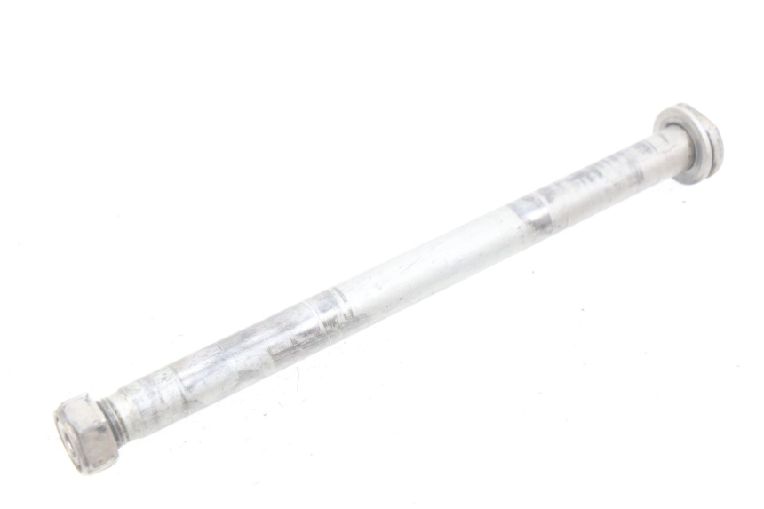 photo de SWINGARM PIVOT AXIS KAWASAKI KX F KXF 450 (2012 - 2015) - Technical close-up