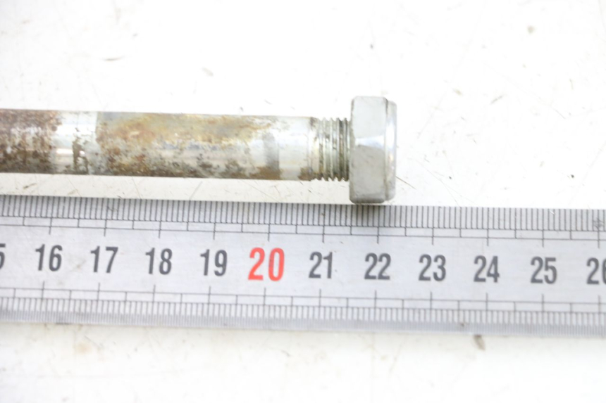 photo de SWINGARM PIVOT AXIS KAWASAKI KX L 85 (2022 - 2024) - Alternative perspective