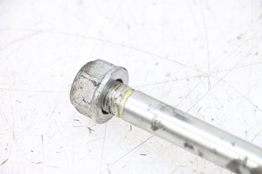 photo de SWING ARM AXLE HONDA NSR R 125 (1994 - 2003) - Fixing points details