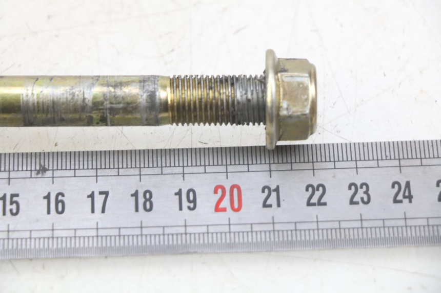 photo de SWINGARM PIVOT BOLT APOLLO RFZ 150 - Zoom on usage condition