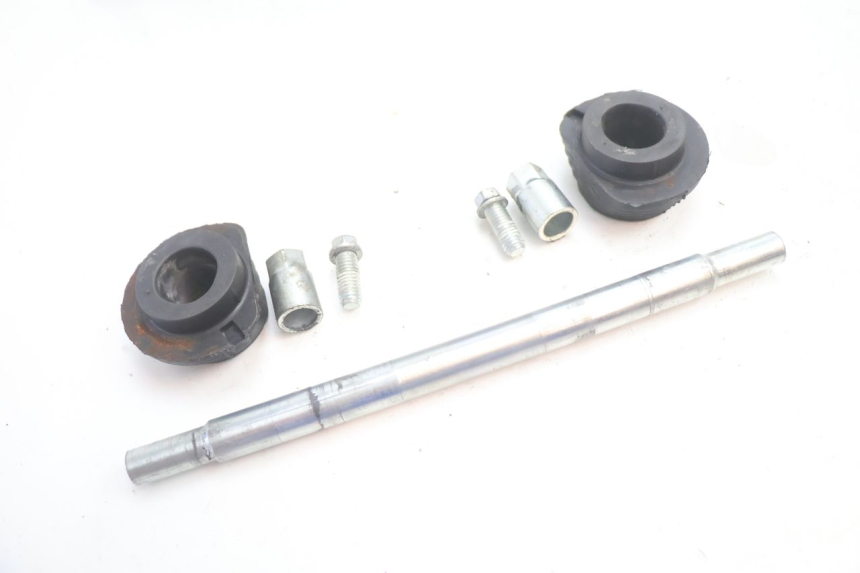 photo de SWING ARM AXLE HARLEY DAVIDSON ROAD GLIDE FLTRXSE 1920 (2018 - 2022) - Component detail