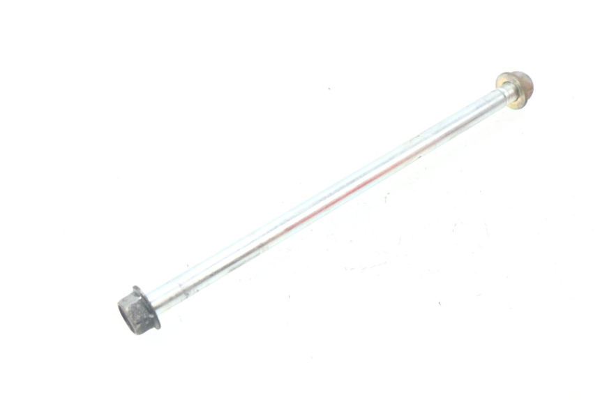 photo de SWINGARM PIVOT BOLT YAMAHA SR 125 (1982 - 2003) - Technical close-up