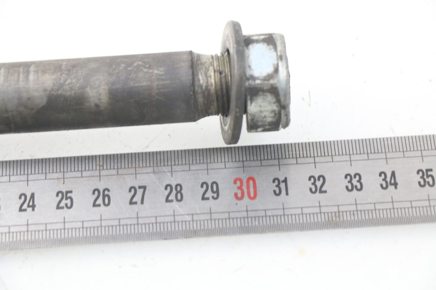 photo de SWING ARM AXLE YAMAHA TDM ABS 900 (2002 - 2014) - Component detail