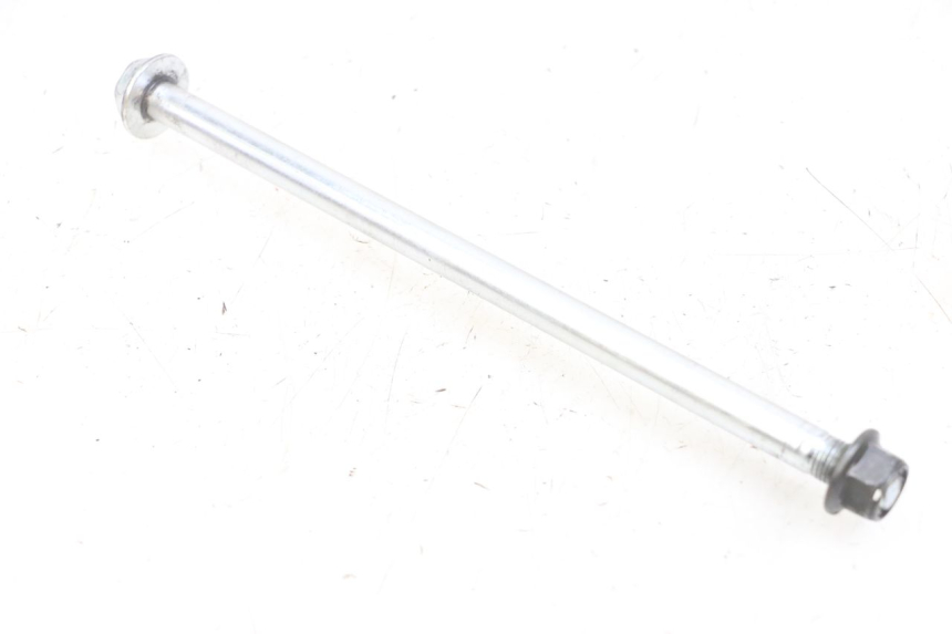 photo de SWING ARM AXLE YAMAHA TZR 50 (2008 - 2016) - Technical close-up