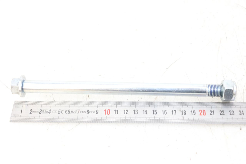 photo de SWING ARM AXLE VENT DERAPAGE 50 (2018 - 2023) - Zoom on usage condition