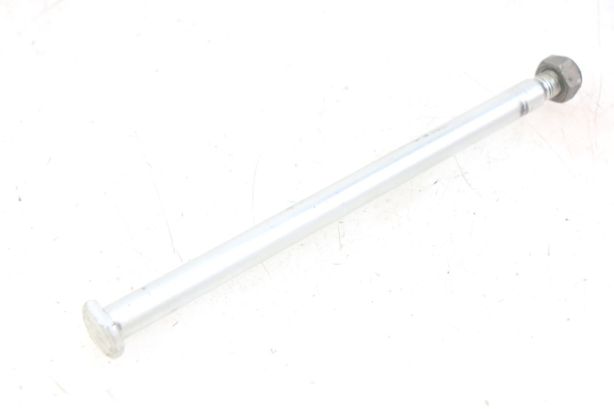 photo de SWING ARM AXLE YAMAHA XJN DIVERSION 600 (2000 - 2003) - Technical close-up