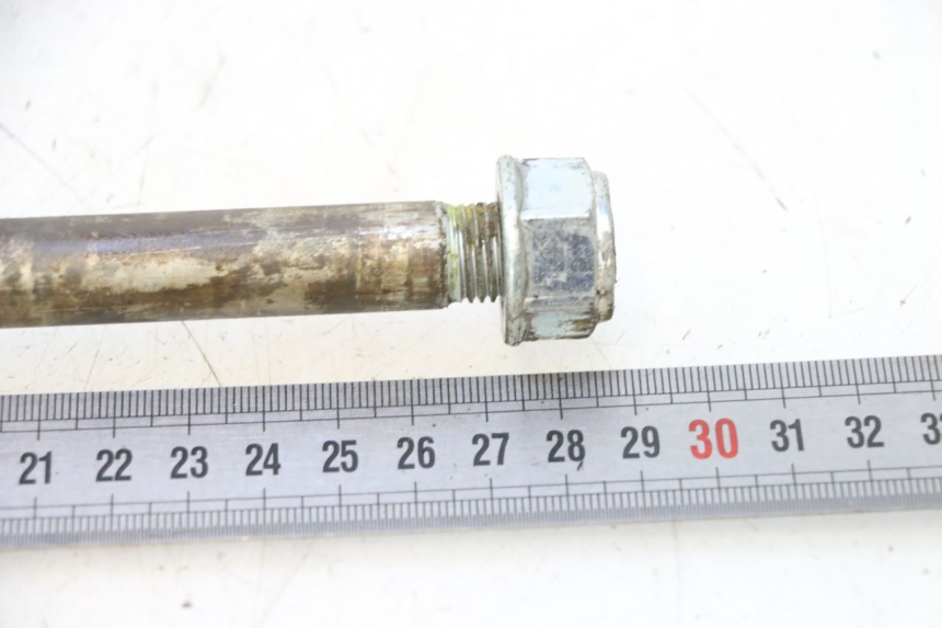 photo de SWING ARM AXLE HONDA XRV AFRICA TWIN 750 (1990 - 1992) - Zoom on usage condition