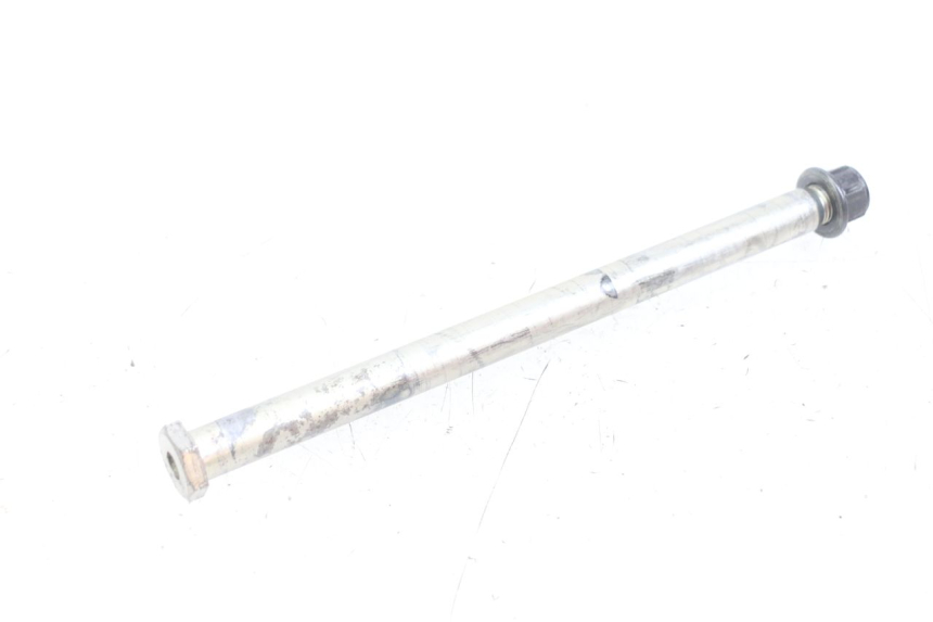 photo de SWINGARM PIVOT BOLT YAMAHA XT X 660 (2004 - 2016) - Technical close-up
