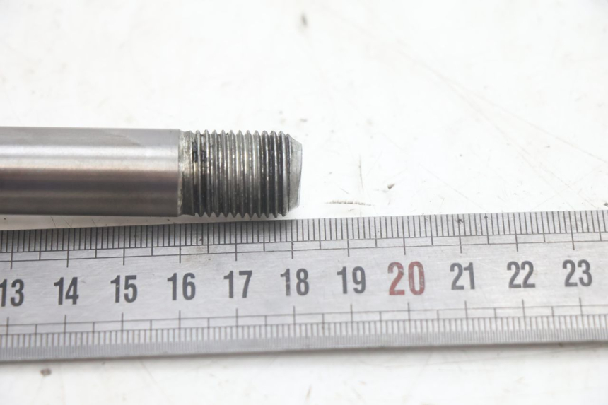 photo de SWING ARM AXLE YAMAHA XV VIRAGO 535 (1988 - 2004) - Alternative perspective