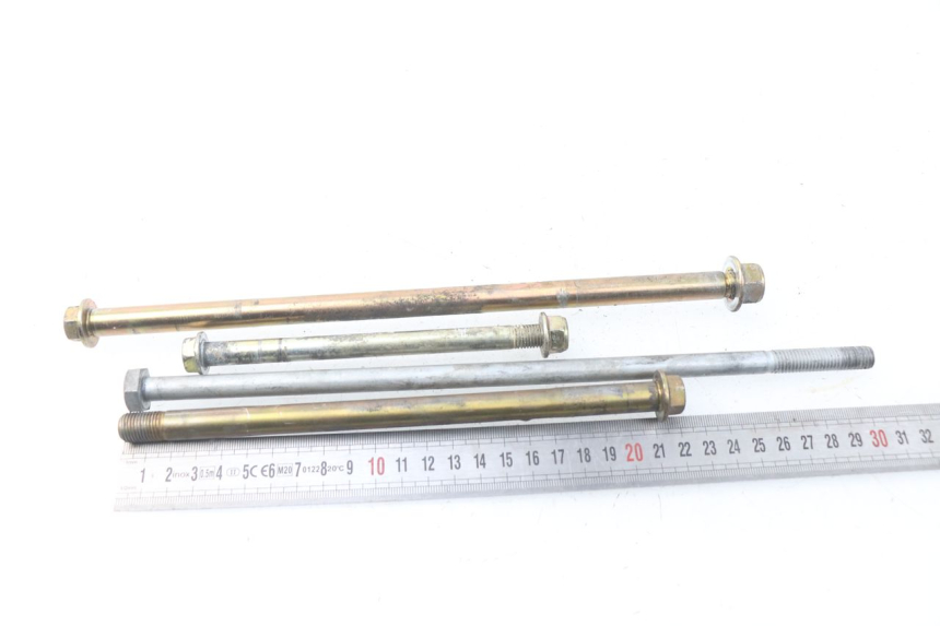 photo de ENGINE AXLE MV AGUSTA BRUTALE R WALLY 910 (2008 - 2008) - Product overview