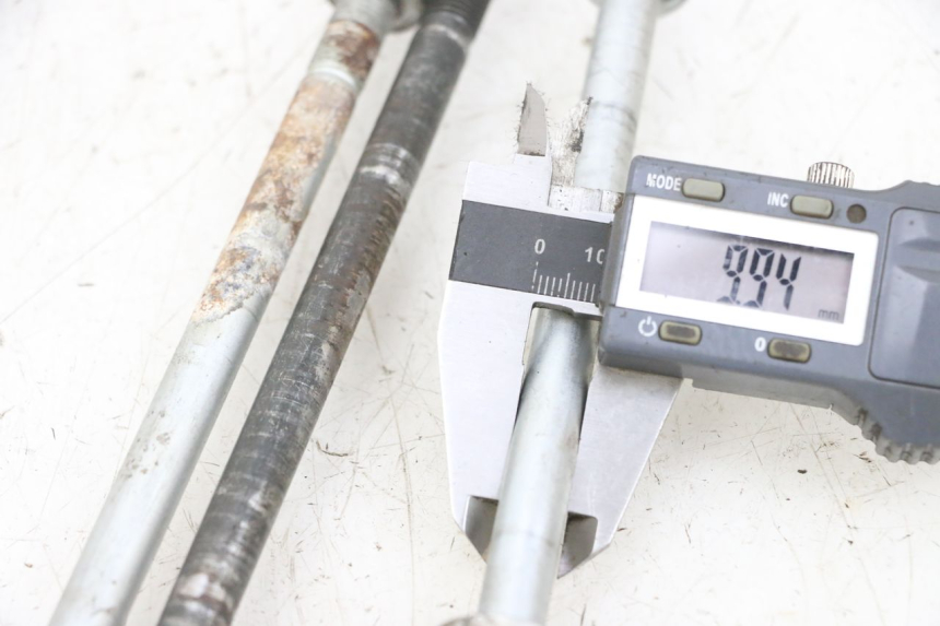 photo de ENGINE AXLE SUZUKI BURGMAN 650 (2013 - 2020) - Component detail