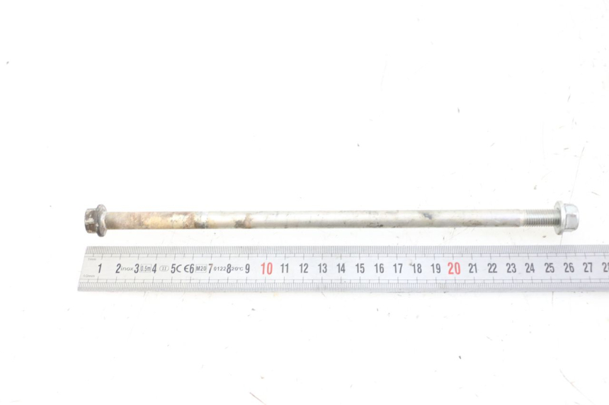 photo de ENGINE AXLE SUZUKI GSR 750 (2011 - 2017) - Technical close-up