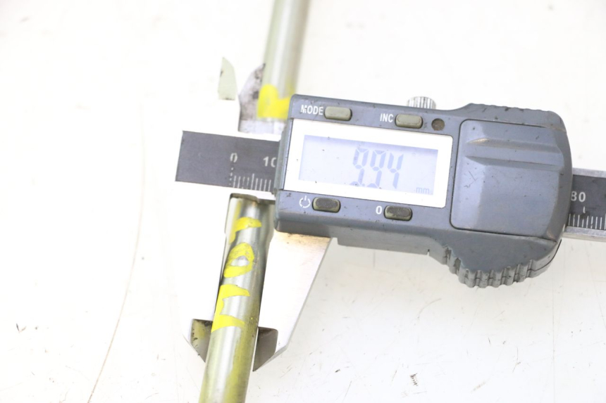photo de ENGINE AXLE PEUGEOT KISBEE 4T 50 (2023 - 2026) - Alternative perspective