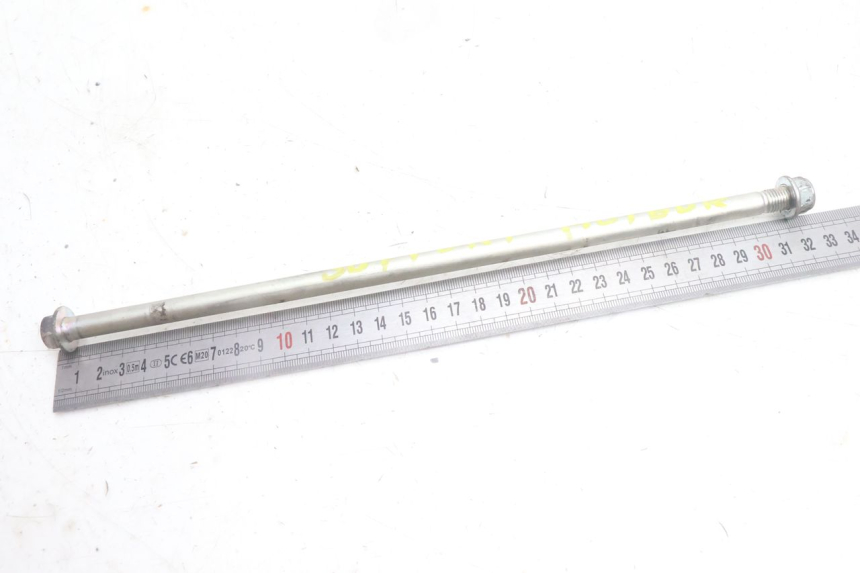 photo de ENGINE AXLE YAMAHA N-MAX NMAX 125 (2021 - 2024) - Zoom on usage condition