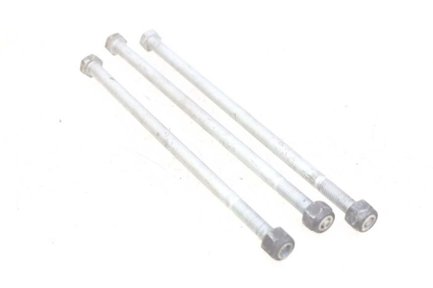 photo de ENGINE SHAFT PEUGEOT SATELIS 125 (2010 - 2012) - Zoom on usage condition