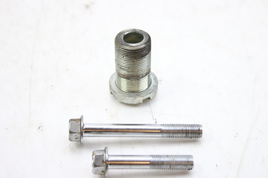 photo de ENGINE AXLE SUZUKI SV S 650 (1999 - 2002) - Product overview