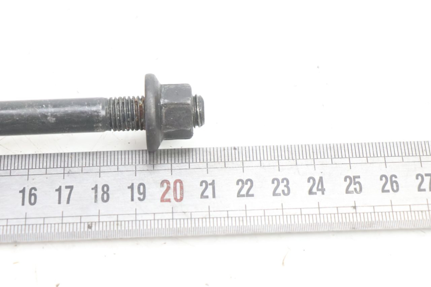 photo de ENGINE AXLE YAMAHA TDM ABS 900 (2002 - 2014) - Surface and material condition
