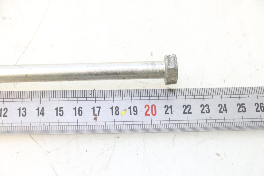 photo de ENGINE AXLE PEUGEOT TREKKER 50 (1995 - 2004) - Zoom on usage condition