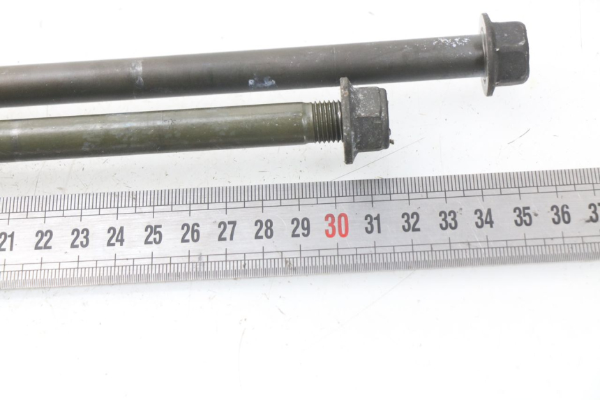 photo de ENGINE AXLE YAMAHA XP T-MAX TMAX ABS 500 (2004 - 2007) - Product overview