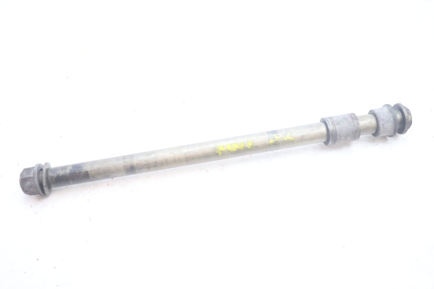photo de REAR WHEEL AXLE SUZUKI BURGMAN EXECUTIVE ABS 650 (2006 - 2012) - Main view
