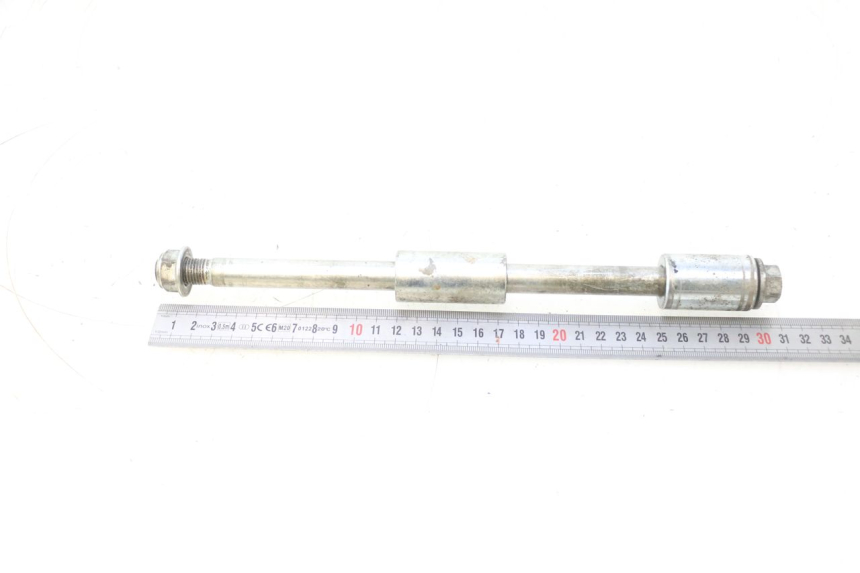 photo de REAR WHEEL AXLE MASH DIRT TRACK 50 (2018 - 2020) - Zoom on usage condition