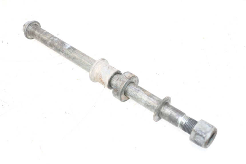 photo de REAR WHEEL AXLE SUZUKI DR S 600 (1985 - 1989) - Main view