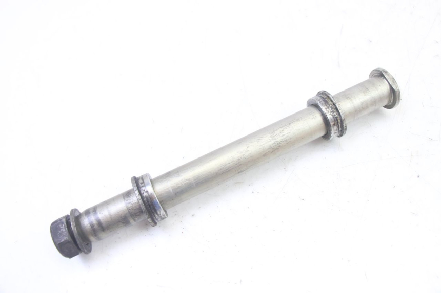 photo de REAR WHEEL AXLE YAMAHA FZ6 FAZER S2 600 (2007 - 2011) - Component detail