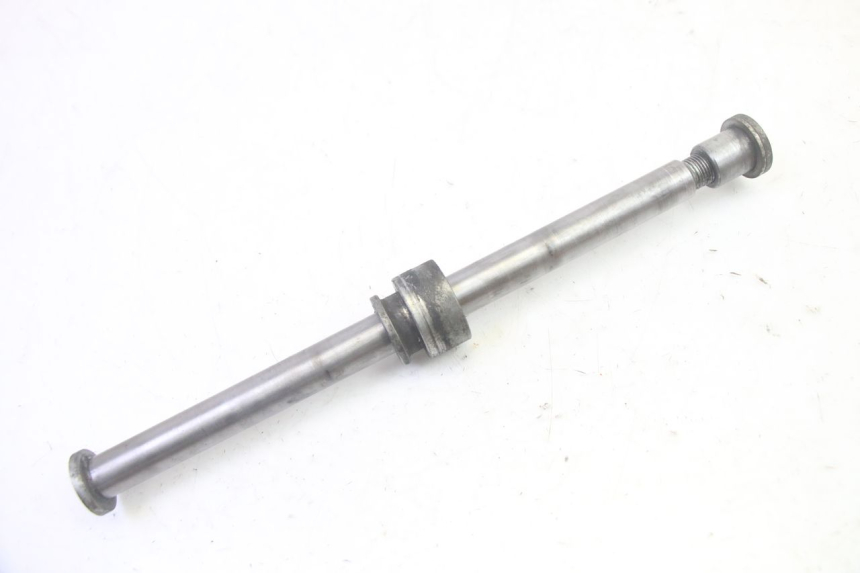 photo de REAR WHEEL AXLE KAWASAKI GPZ RX 1000 (1986 - 1988) - Main view
