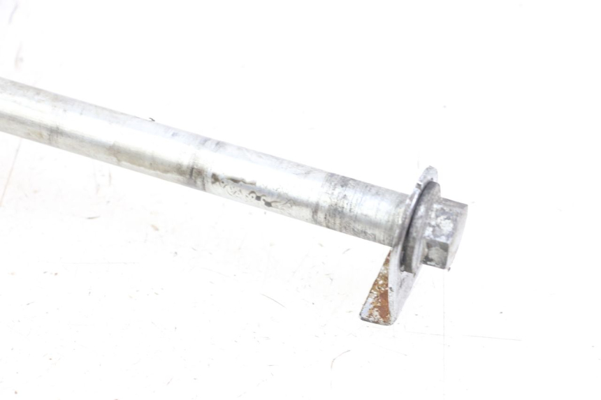 photo de REAR WHEEL AXLE JINLUN JL HIGHLANDER 125 (2007 - 2015) - Product overview