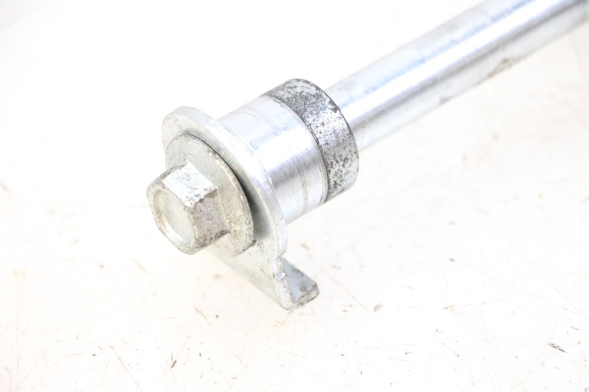 photo de REAR WHEEL AXLE KIDEN KD125-G 125 (2018 - 2022) - Product overview