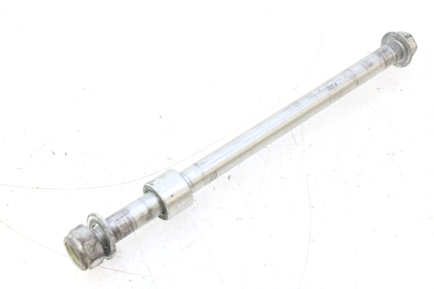 photo de REAR WHEEL AXLE RIEJU MRT PRO SUPERMOTARD 50 (2007 - 2018) - Main view