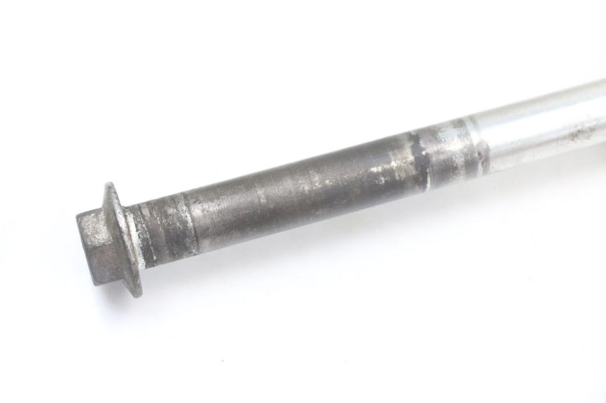 photo de REAR WHEEL AXLE ASTOR ORCAL 125 (2015 - 2017) - Technical close-up