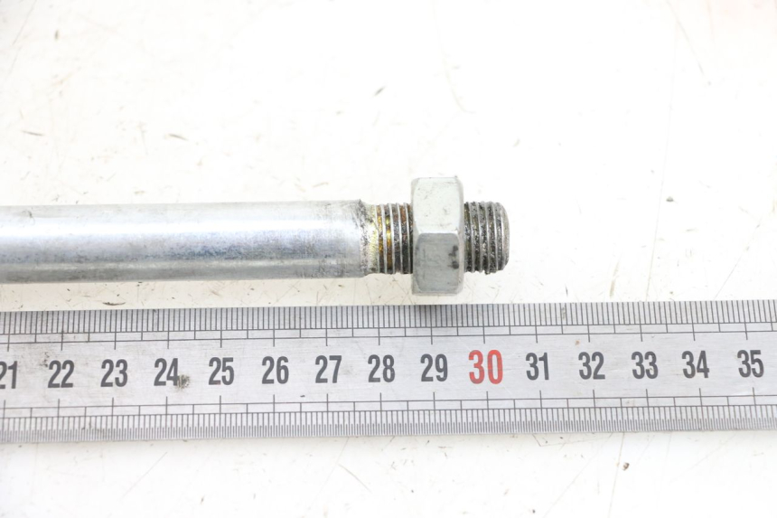 photo de REAR WHEEL AXLE ASTOR ORCAL 125 (2015 - 2017) - Component detail