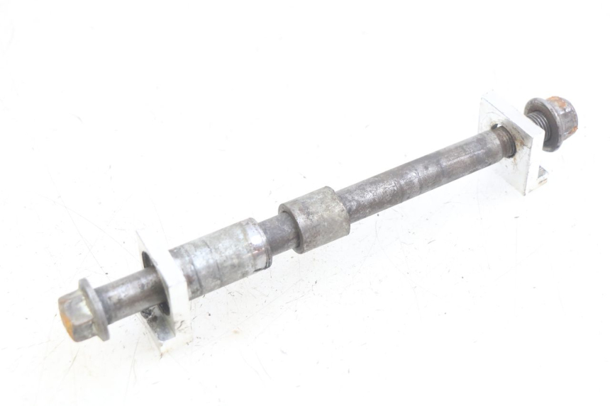photo de REAR WHEEL AXLE YCF PILOT 125 - Main view